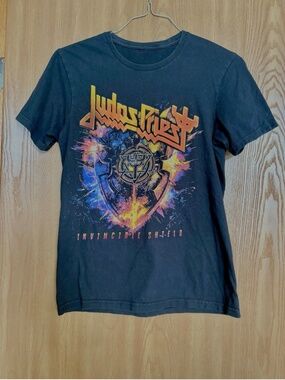 Judas Priest Invincible Shield T-Shirt Gildan Size L Rock Band Black 2024 Tour